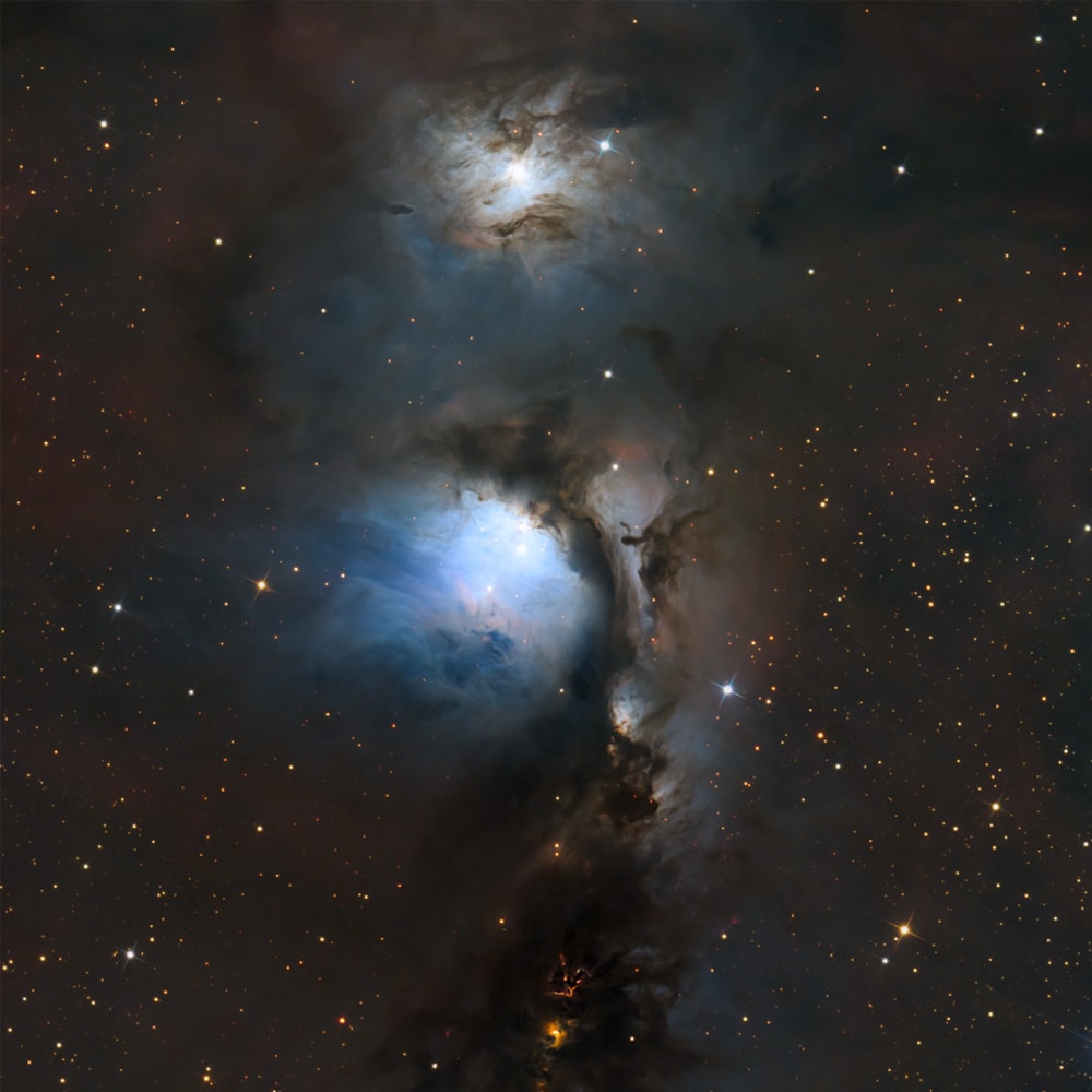 Print «M78 - Casper the Friendly Ghost Nebula» emoldurado em contexto de parede