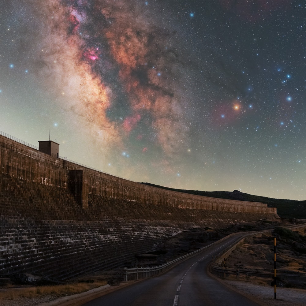 Print «Milky Way Core» emoldurado em contexto de parede